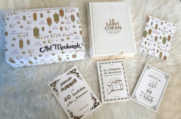 Coffret Cadeau Aïd Moubarak avec Le Saint Coran (français/arabe/phonétique) - La Citadelle du musulman - Les 40 hadiths Nawawi - Les 99 Beaux Noms d'Allah