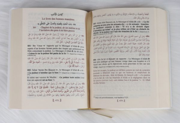 Pack Cadeau : Livres bilingues français/arabe Blanc Doré : Le Noble Coran et Riyad As-Salihîne (Les Jardins des Vertueux)